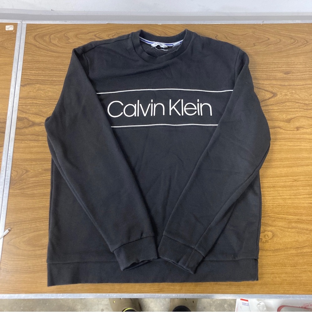Vintage Calvin Klein Long Sleeve Pull Over Mens Large